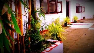 Sheyyes hostel - Ratgama Hegoda