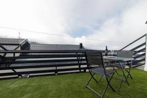 Cozy apartment, Free Parking, Terrace & Views