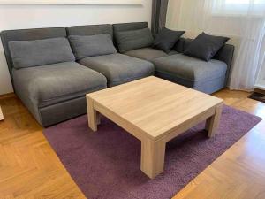 Close to center big terrace city tram garage parking place fast WIFI Super king size bed grocery 1min