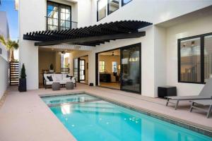 Designer Digs home