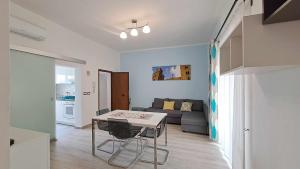 Miramarina Apartment by Casa in mente