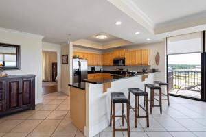 501 Holiday Isle 501