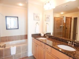 619 Holiday Isle 619