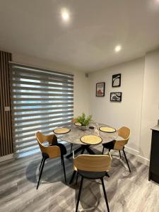 **1 Ashbrook Margaret - luxury one bedroom**