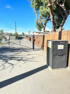 Tiny house in the heart of MOVAL private freeparking Netflix - 里弗赛德