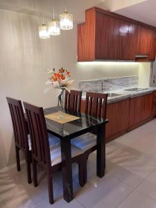 Deluxe Unit Sea View Horizon 101 Cebu