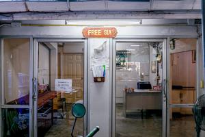 Freesia Saladaeng Silom Apartments