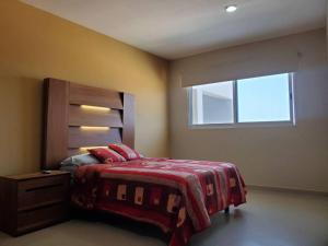 Grande Condo 1 Cuadra de Playa