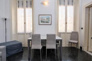 236 - Casa Corso Colombo - Centro Storico, Mare e spiaggia a 200m - PARCHEGGIO GRATIS INCLUSO