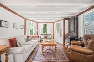 The Sandpiper - Just Steps to Downtown Beaufort and Beaufort River