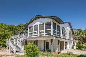 NEW - Walking distance to POOLS and BEACH