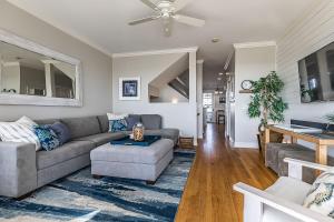 New to rental market! Overlooking marina on Fripp Island