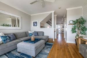 New to rental market! Overlooking marina on Fripp Island