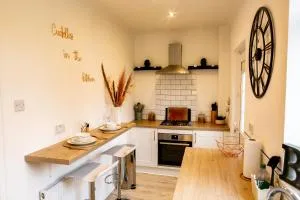 Elite 49 Stays - Felling