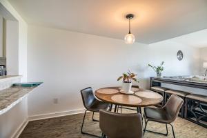 Newly Listed - Oceanfront Condo on Harbor Island