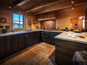 Chalet Capieu - Le Barn - OVO Network