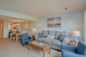 New Listing! Pool View and Short Walk to the Beach