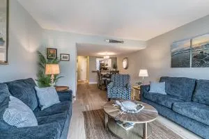 New Listing - Overlooking the Pool with Beach Views - Harbor Island