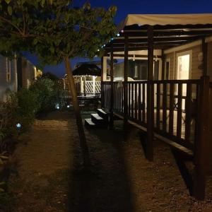 Campings Mobile-home les pieds dans l'eau : photos des chambres