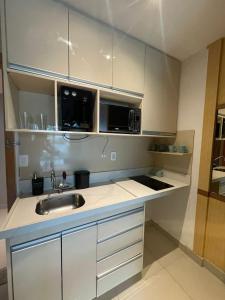 Estiloso Flat Brisas do Lago com terraço