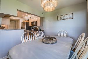 John Fripp Villa 1st Floor - Steps to beach and pool - Ocean Views