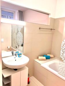 The Barts Apartments - Self Check-in