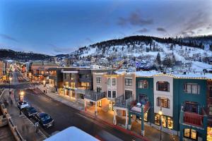 Stay Amidst Main Street Park City; Skiing Shopping dining and nightlife Right Out Your Front Door