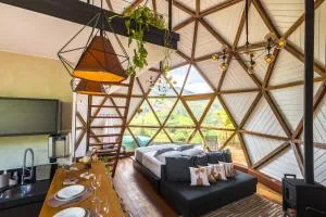 Freedome Domos e Chalés - 蒙特罗洛巴托