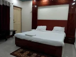 Hotel O Ganpat - Bālianta