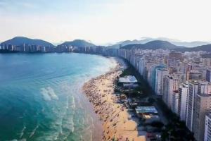 PÉ na Areia com Jacuzzi e Vista Incrível Para MAR!