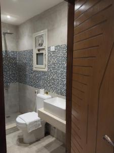 Eagles Pyramids View