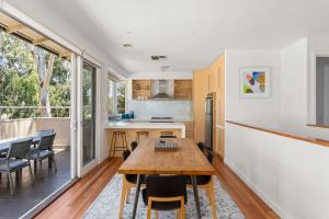 Boutique Stays - Flora