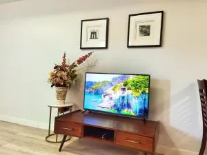 Sunflower brand new suite no share - Pitt Meadows