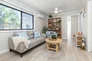 Little Goldens at Fay's - Darawank