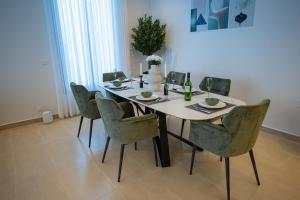 Luxury Apartment 3 Bedroom & Rooftop, Irqah Riyadh