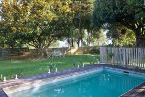 Delphi Pool House