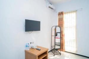 RedDoorz near Jawa Timur Park 2