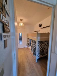 Studio 4P vue piscine St Raphaël Valescure - Au cœur des Golfs