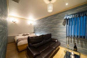 リベラル 神戸三宮男塾ホテルグループ