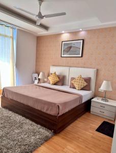 Flamingo Hotel Sector 67 I Studio Rooms I Gurgaon