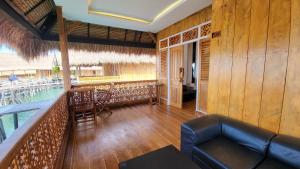 Kelong Pancing Madu Tiga