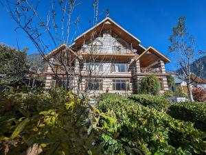 ChaletHimalayan- Rooms in private Villa