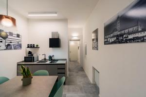 GuestHost - Stylish loft near Piazza del Campo