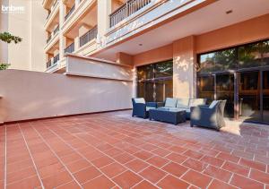 bnbmehomes Resort style living with Beach access