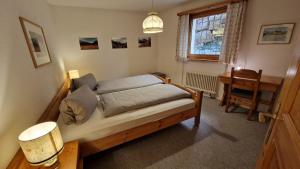 Chesa Bellaval, Haus la Vuolp 2 1 2 - Zimmerwohnung