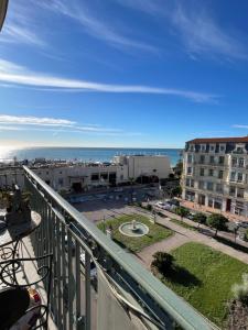 Menton centre Vue imprenable sur mer et jardin Biovès