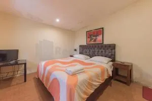 Bens Homestay Mitra RedDoorz - Cilember Udik 1