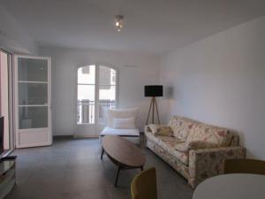 Appartements New development Place des Lices : photos des chambres