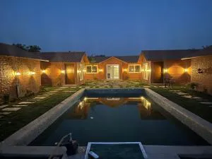 Sukriti Farmhouse, Cottage Theme Stay in NCR - Shāmli