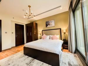 Unforgettable 1BR Mesmerizing Burj Khalifa Views - 17AB02
